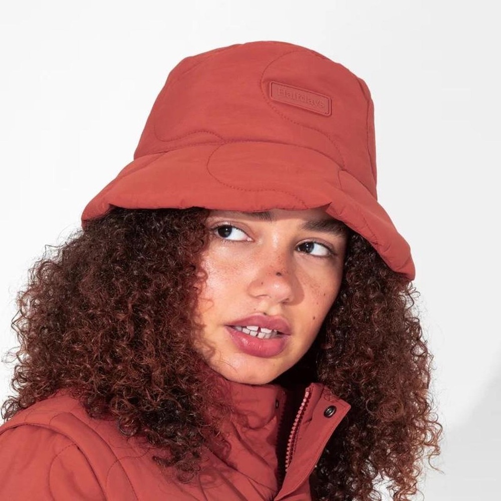 HALFDAYS Golden Bucket Hat in Rust